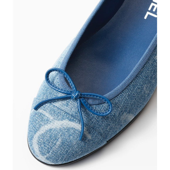 Chanel 23B Printed Denim Blue White CC Logo Bow Tie Ballet Ballerina Flat 35 - Picture 6 of 12